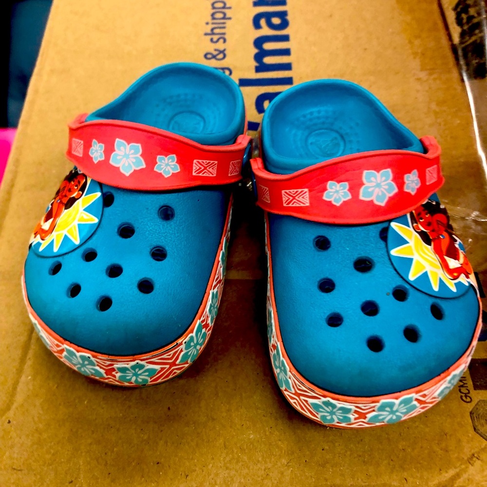 Blue Moana crocs